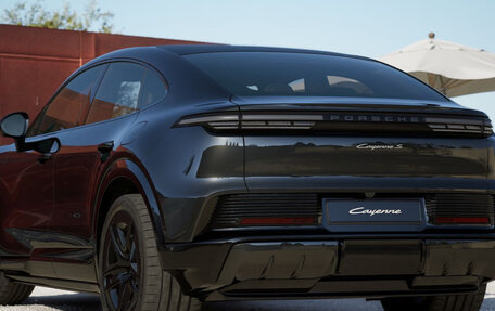 Porsche Cayenne, 2026 год, 27 350 000 рублей, 4 фотография