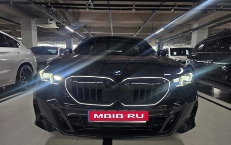 BMW 5 серия, 2025 год, 6 365 000 рублей, 2 фотография