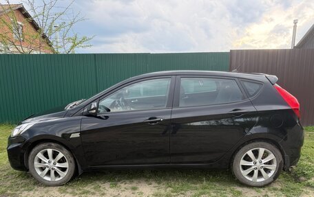 Hyundai Solaris II рестайлинг, 2012 год, 680 000 рублей, 10 фотография