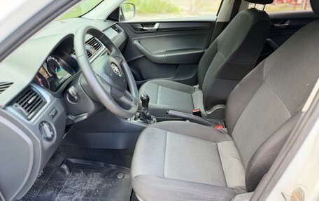 Skoda Rapid I, 2018 год, 945 000 рублей, 12 фотография