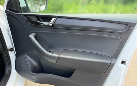 Skoda Rapid I, 2018 год, 945 000 рублей, 14 фотография