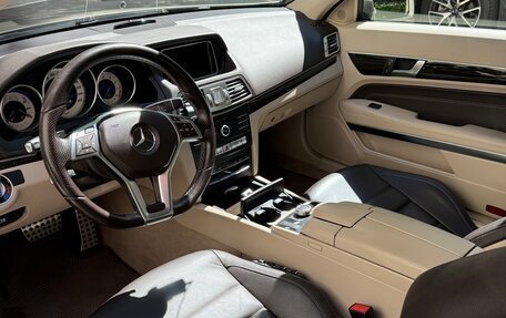 Mercedes-Benz E-Класс, 2015 год, 2 200 000 рублей, 7 фотография