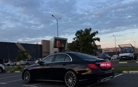 Mercedes-Benz E-Класс, 2019 год, 2 760 000 рублей, 6 фотография
