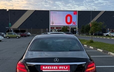 Mercedes-Benz E-Класс, 2019 год, 2 760 000 рублей, 7 фотография