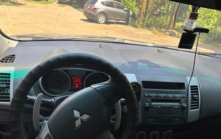 Mitsubishi Outlander III рестайлинг 3, 2008 год, 1 200 000 рублей, 18 фотография