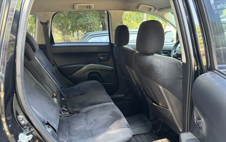 Mitsubishi Outlander III рестайлинг 3, 2008 год, 1 200 000 рублей, 13 фотография