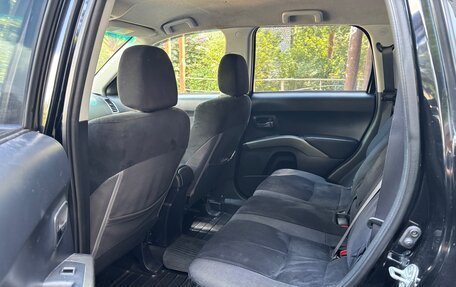 Mitsubishi Outlander III рестайлинг 3, 2008 год, 1 200 000 рублей, 11 фотография