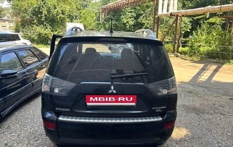 Mitsubishi Outlander III рестайлинг 3, 2008 год, 1 200 000 рублей, 5 фотография