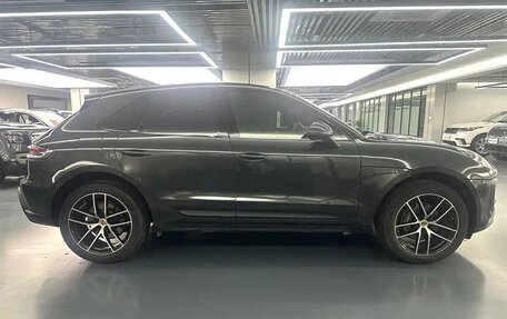 Porsche Macan I рестайлинг, 2022 год, 4 909 000 рублей, 3 фотография