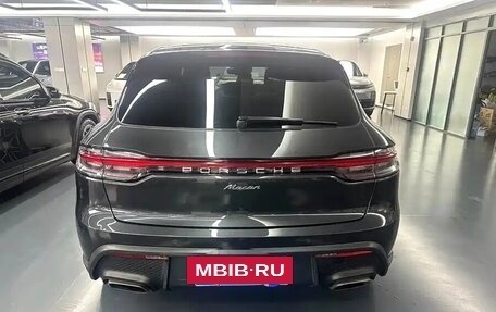 Porsche Macan I рестайлинг, 2022 год, 4 909 000 рублей, 5 фотография