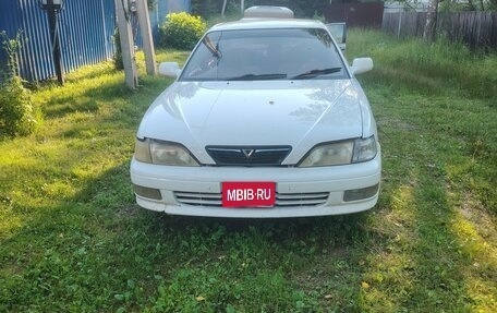 Toyota Vista, 1995 год, 170 000 рублей, 1 фотография