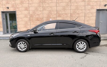 Hyundai Solaris II рестайлинг, 2019 год, 1 719 000 рублей, 5 фотография