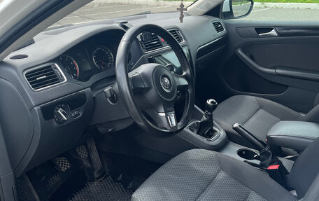 Volkswagen Jetta VI, 2012 год, 950 000 рублей, 7 фотография