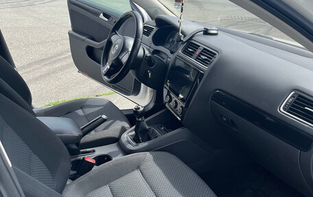 Volkswagen Jetta VI, 2012 год, 950 000 рублей, 9 фотография