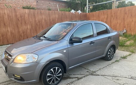 Chevrolet Aveo III, 2010 год, 400 000 рублей, 2 фотография