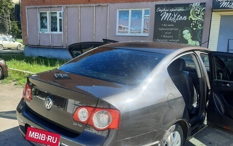Volkswagen Passat B6, 2007 год, 850 000 рублей, 13 фотография