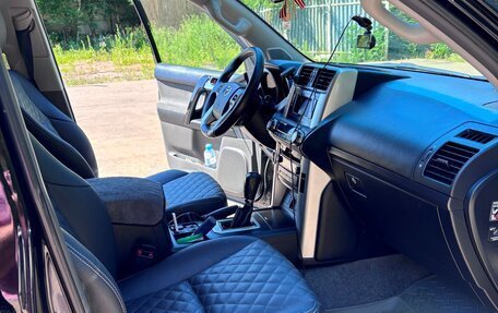Toyota Land Cruiser Prado 150 рестайлинг 2, 2011 год, 2 240 000 рублей, 12 фотография