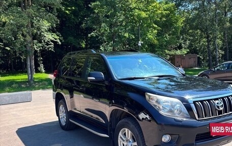 Toyota Land Cruiser Prado 150 рестайлинг 2, 2011 год, 2 240 000 рублей, 8 фотография
