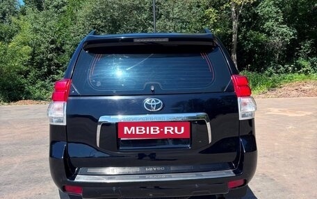 Toyota Land Cruiser Prado 150 рестайлинг 2, 2011 год, 2 240 000 рублей, 2 фотография