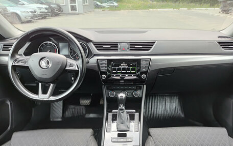 Skoda Superb III рестайлинг, 2016 год, 1 580 000 рублей, 17 фотография