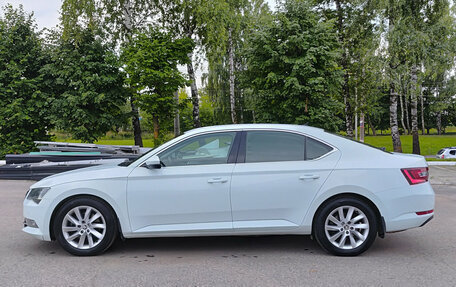 Skoda Superb III рестайлинг, 2016 год, 1 580 000 рублей, 10 фотография