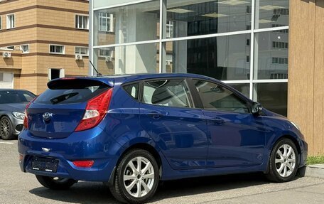 Hyundai Solaris II рестайлинг, 2012 год, 800 000 рублей, 6 фотография