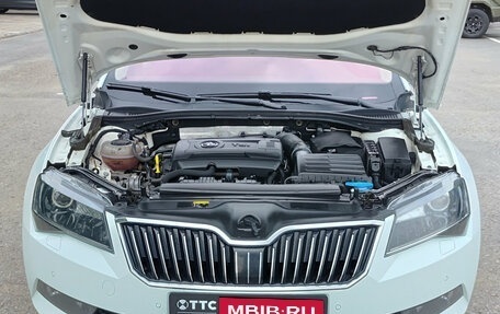 Skoda Superb III рестайлинг, 2016 год, 1 580 000 рублей, 11 фотография