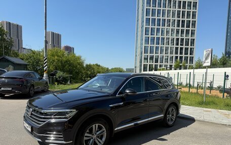 Volkswagen Touareg III, 2018 год, 5 000 000 рублей, 10 фотография