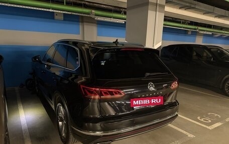 Volkswagen Touareg III, 2018 год, 5 000 000 рублей, 4 фотография
