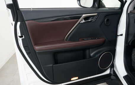 Lexus RX IV рестайлинг, 2019 год, 4 455 000 рублей, 15 фотография