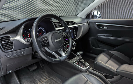 KIA Rio IV, 2021 год, 1 799 000 рублей, 10 фотография