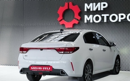 KIA Rio IV, 2021 год, 1 799 000 рублей, 4 фотография