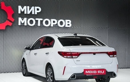KIA Rio IV, 2021 год, 1 799 000 рублей, 6 фотография