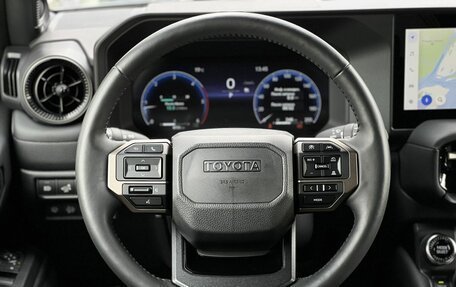 Toyota Land Cruiser Prado, 2024 год, 9 990 000 рублей, 11 фотография
