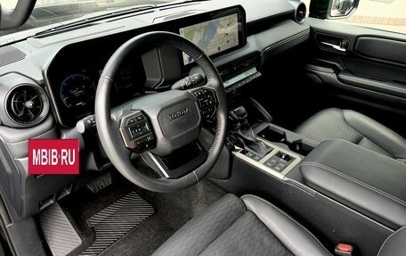 Toyota Land Cruiser Prado, 2024 год, 9 990 000 рублей, 6 фотография