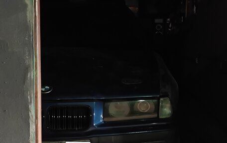 BMW 3 серия, 1997 год, 400 000 рублей, 1 фотография