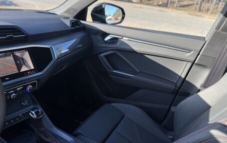 Audi Q3, 2022 год, 2 500 000 рублей, 17 фотография
