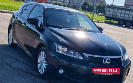 Lexus CT I рестайлинг, 2011 год, 1 350 000 рублей, 3 фотография