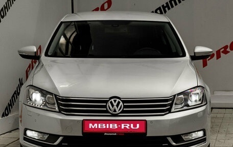 Volkswagen Passat B7, 2011 год, 1 385 000 рублей, 2 фотография