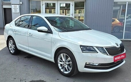 Skoda Octavia, 2018 год, 1 689 000 рублей, 2 фотография