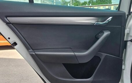 Skoda Octavia, 2018 год, 1 689 000 рублей, 22 фотография