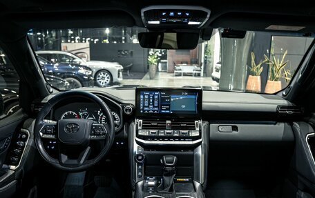 Toyota Land Cruiser, 2021 год, 11 900 000 рублей, 9 фотография