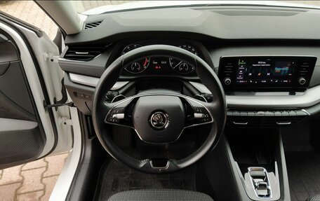 Skoda Octavia IV, 2021 год, 2 300 000 рублей, 22 фотография