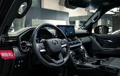 Toyota Land Cruiser, 2021 год, 11 900 000 рублей, 10 фотография