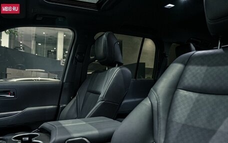 Toyota Land Cruiser, 2021 год, 11 900 000 рублей, 17 фотография