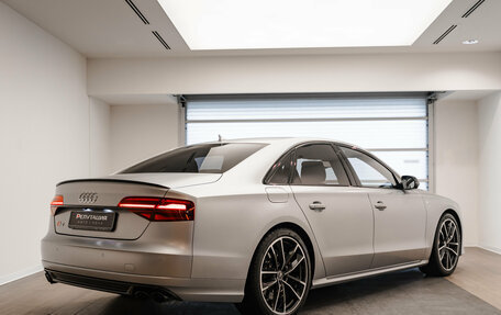Audi S8, 2016 год, 10 900 000 рублей, 6 фотография