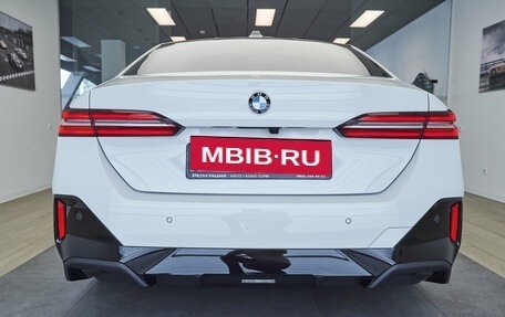BMW 5 серия, 2023 год, 6 900 000 рублей, 5 фотография