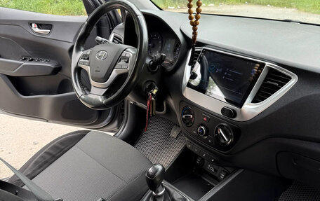 Hyundai Solaris II рестайлинг, 2019 год, 1 200 000 рублей, 6 фотография