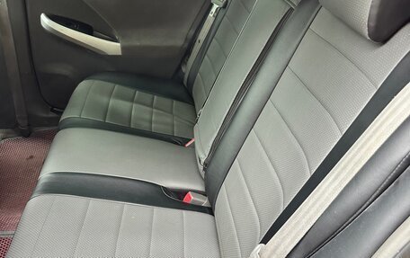 Toyota Prius, 2010 год, 1 220 000 рублей, 11 фотография