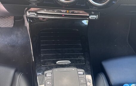 Mercedes-Benz A-Класс, 2019 год, 2 290 000 рублей, 16 фотография